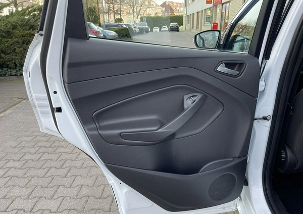 Ford Kuga cena 65900 przebieg: 213000, rok produkcji 2019 z Pilzno małe 631